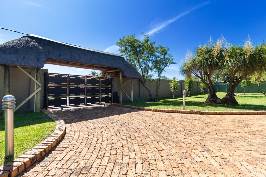 6 Bedroom Property for Sale in Montana Gauteng