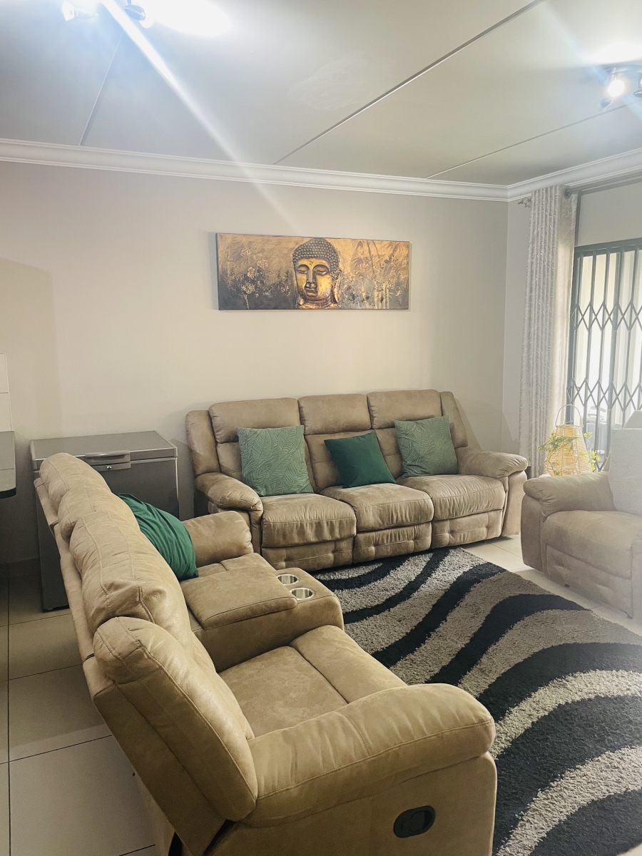 3 Bedroom Property for Sale in Chartwell Gauteng