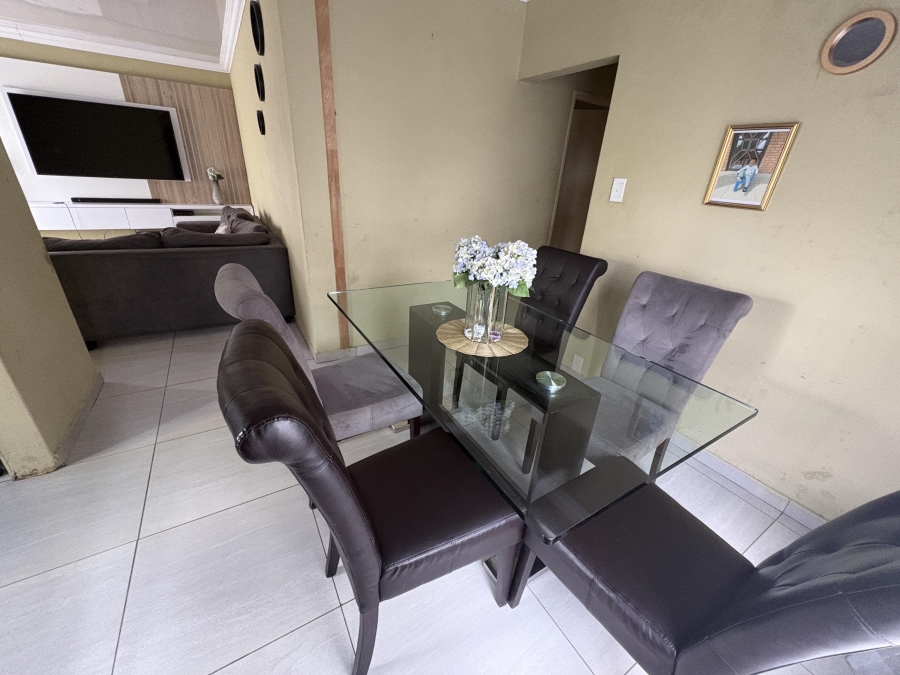 3 Bedroom Property for Sale in Rosslyn Gauteng