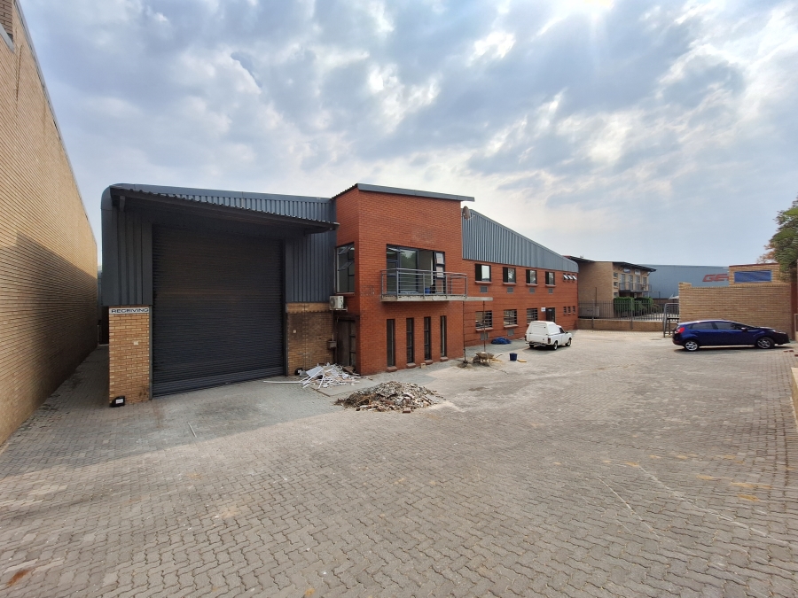 To Let commercial Property for Rent in North Riding Gauteng