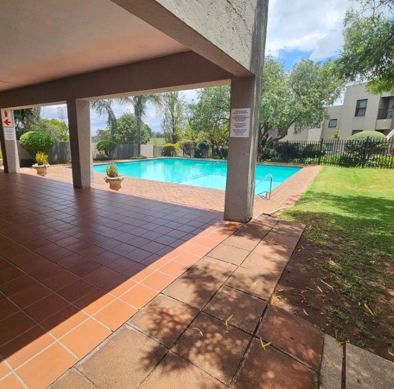 3 Bedroom Property for Sale in Marais Steyn Park Gauteng