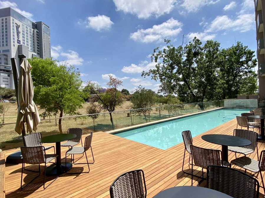 To Let 1 Bedroom Property for Rent in Sandown Gauteng