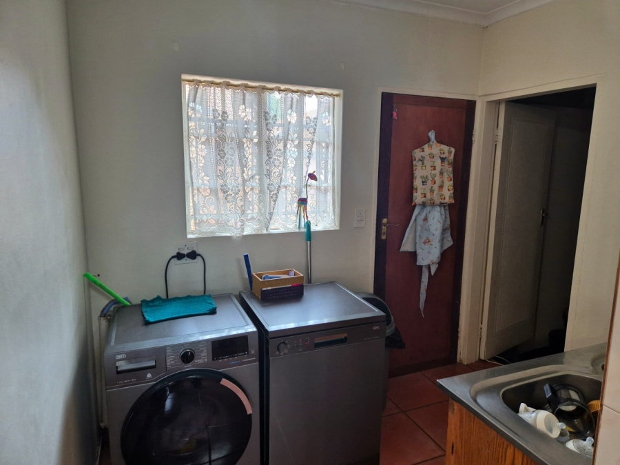 3 Bedroom Property for Sale in Eldoraigne Gauteng