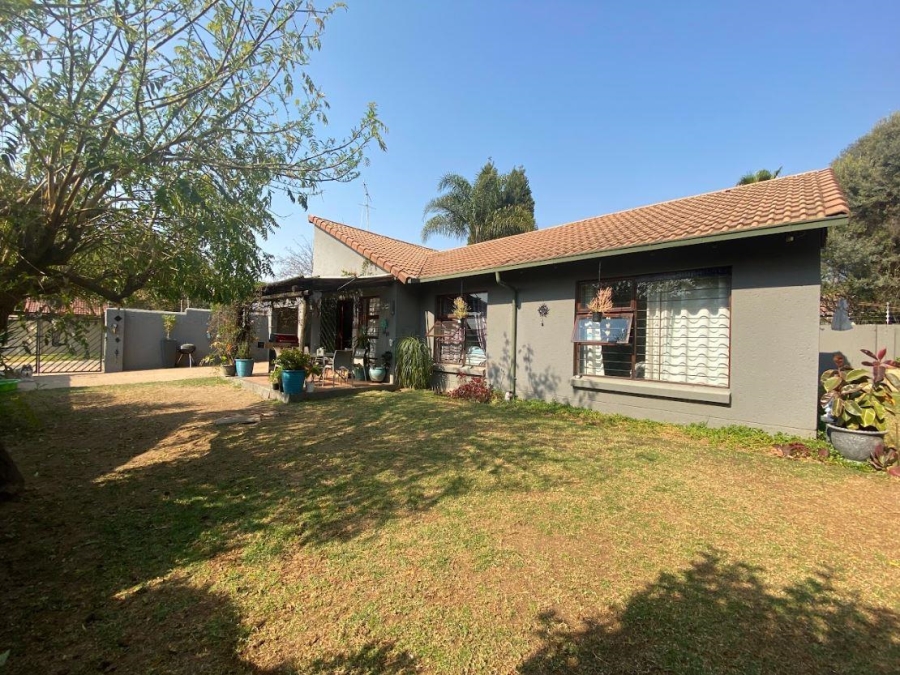 To Let 2 Bedroom Property for Rent in Northwold Gauteng