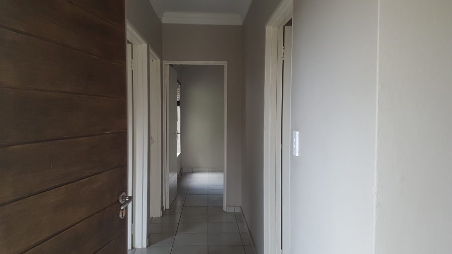 To Let 3 Bedroom Property for Rent in South Hills Gauteng