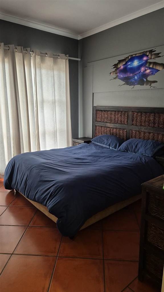 To Let 4 Bedroom Property for Rent in Eldoraigne Gauteng