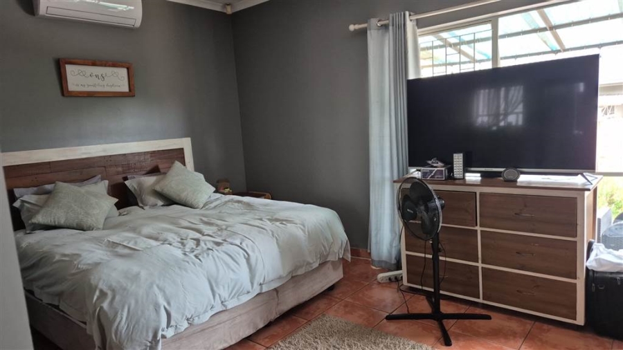 To Let 4 Bedroom Property for Rent in Eldoraigne Gauteng