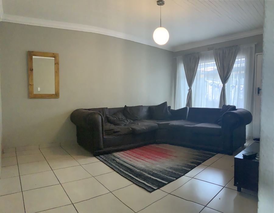 2 Bedroom Property for Sale in Cason Gauteng