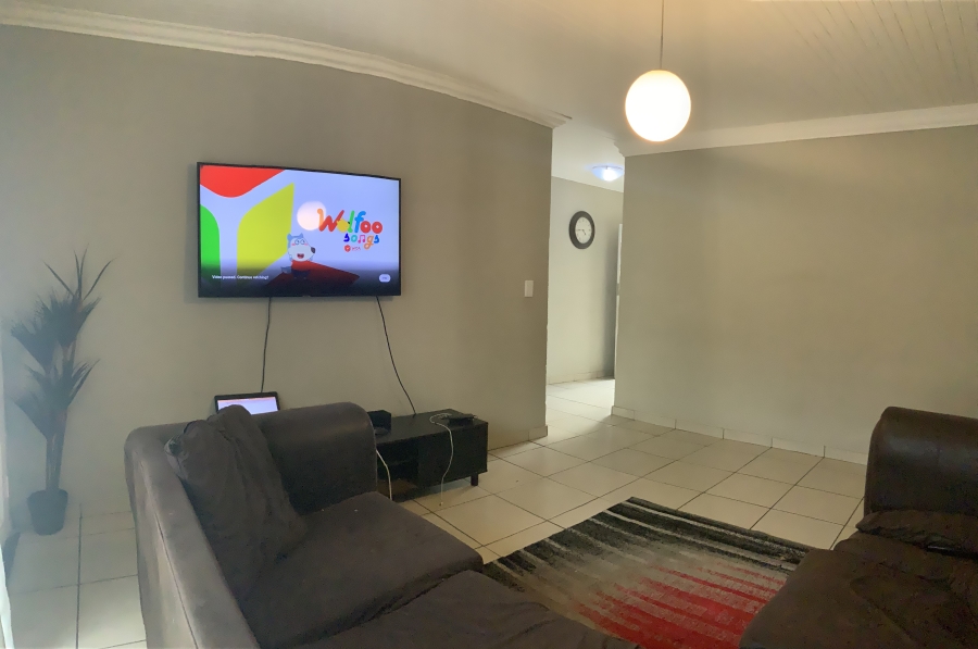 2 Bedroom Property for Sale in Cason Gauteng