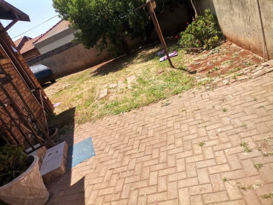 2 Bedroom Property for Sale in Vosloorus Gauteng