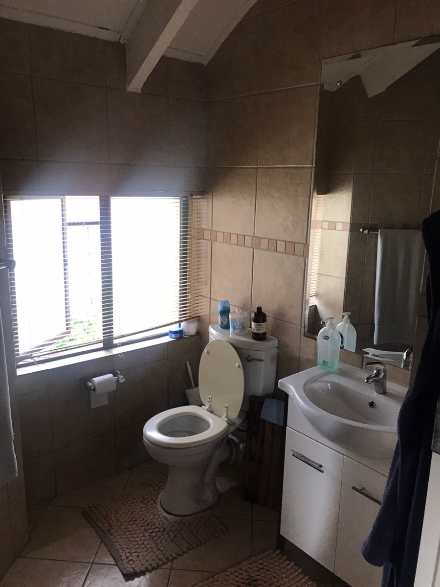 To Let 2 Bedroom Property for Rent in Hazeldean Gauteng