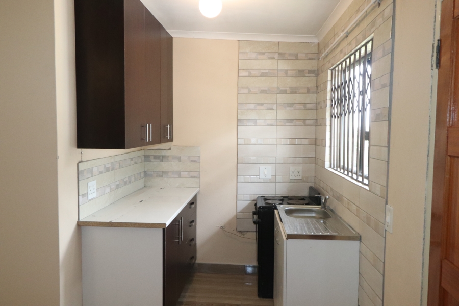 To Let 1 Bedroom Property for Rent in Kempton Park West Gauteng