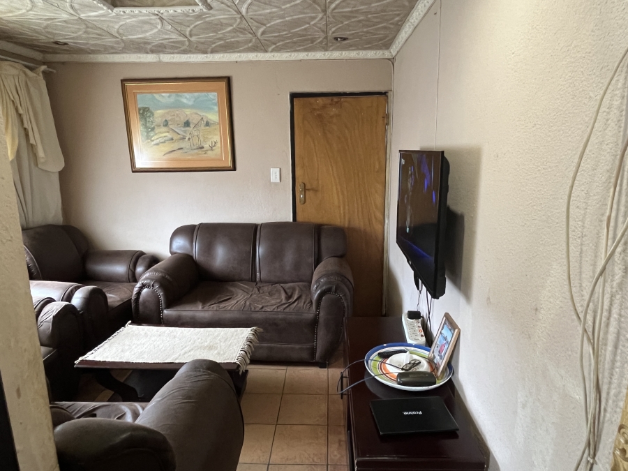 2 Bedroom Property for Sale in Siluma View Gauteng