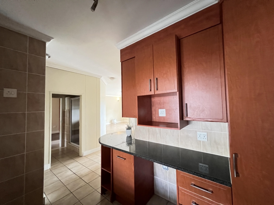 To Let 2 Bedroom Property for Rent in Morningside Gauteng