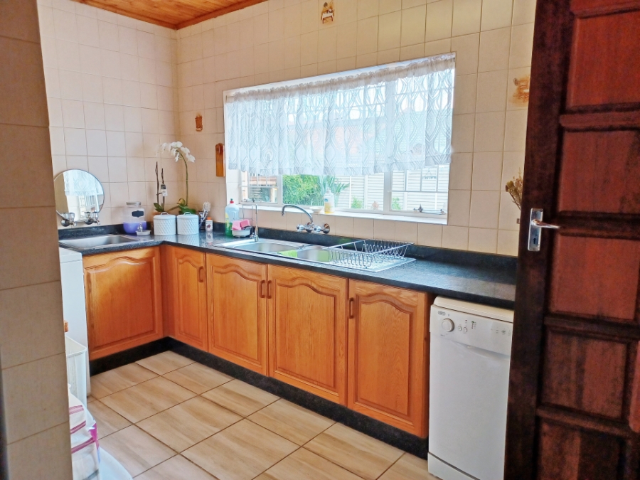 3 Bedroom Property for Sale in Vanderbijlpark SE 4 Gauteng