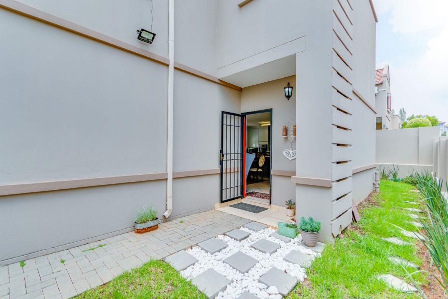 3 Bedroom Property for Sale in Barbeque Downs Gauteng