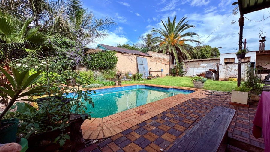 3 Bedroom Property for Sale in Brakpan Central Gauteng