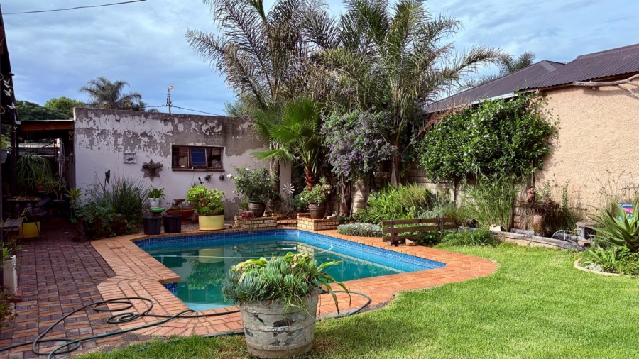 3 Bedroom Property for Sale in Brakpan Central Gauteng