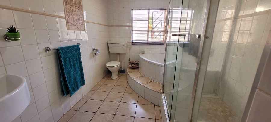 To Let 3 Bedroom Property for Rent in Krugersdorp North Gauteng