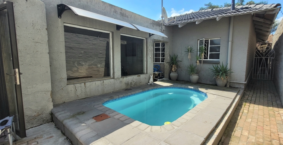 To Let 3 Bedroom Property for Rent in Krugersdorp North Gauteng