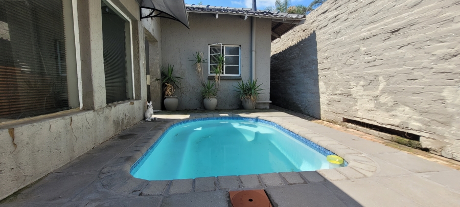 To Let 3 Bedroom Property for Rent in Krugersdorp North Gauteng