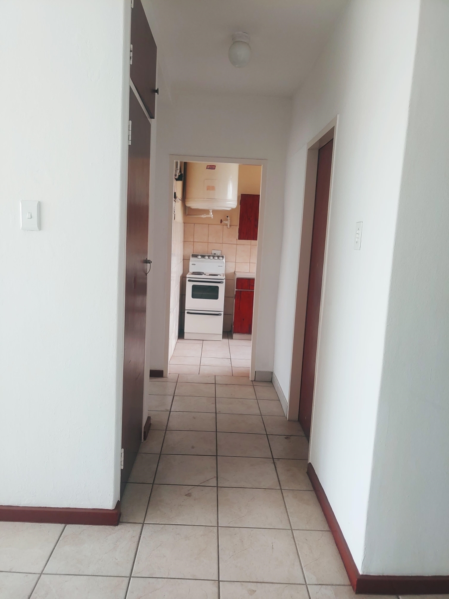 2 Bedroom Property for Sale in Rhodesfield Gauteng