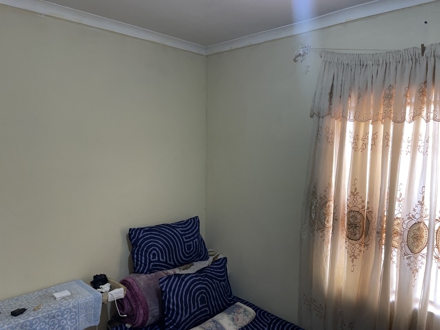 2 Bedroom Property for Sale in Lenasia South Gauteng