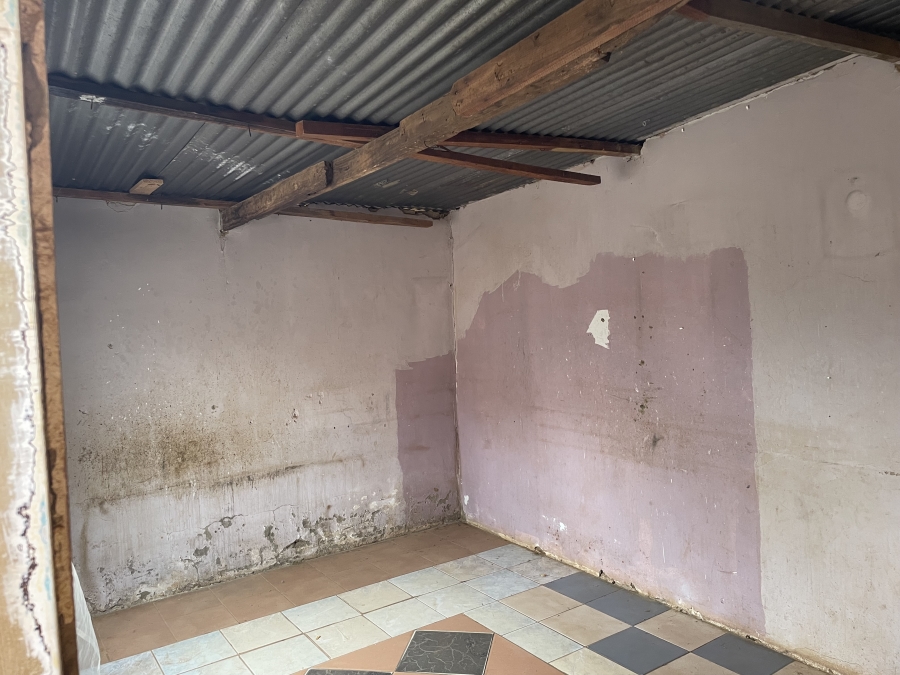 2 Bedroom Property for Sale in Lenasia South Gauteng