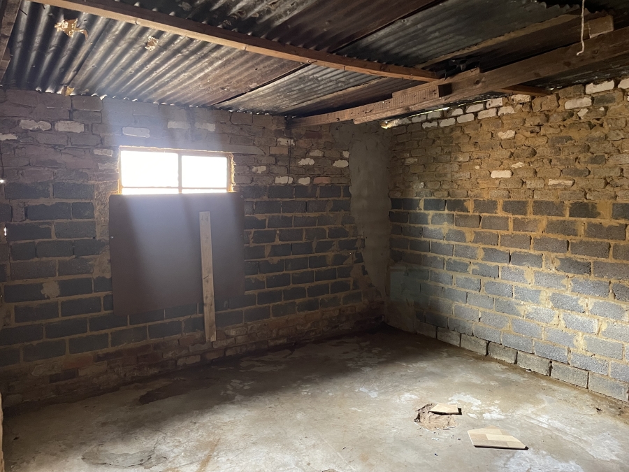 2 Bedroom Property for Sale in Lenasia South Gauteng