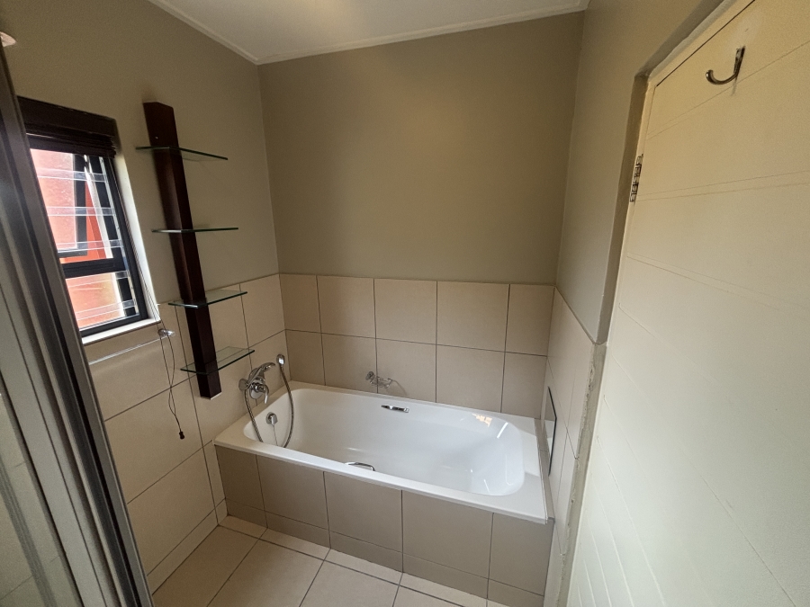 2 Bedroom Property for Sale in Jackal Creek Golf Estate Gauteng