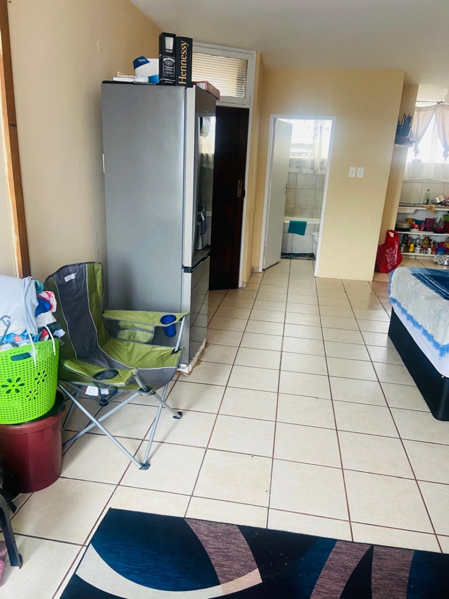 1 Bedroom Property for Sale in Gezina Gauteng