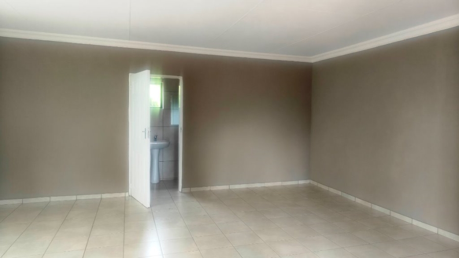 5 Bedroom Property for Sale in Chantelle Gauteng