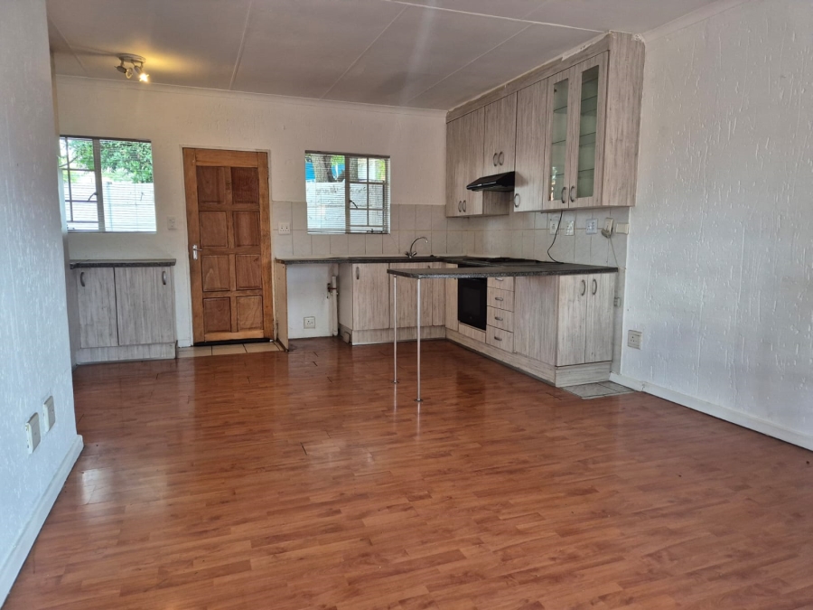 3 Bedroom Property for Sale in Buccleuch Gauteng