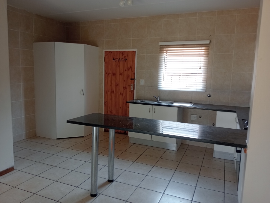 To Let 3 Bedroom Property for Rent in Noordheuwel Gauteng