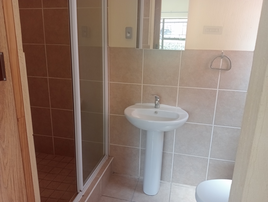 To Let 3 Bedroom Property for Rent in Noordheuwel Gauteng