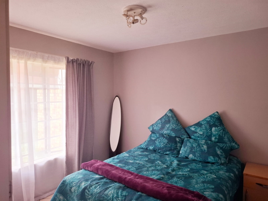 To Let 2 Bedroom Property for Rent in Noordwyk Gauteng