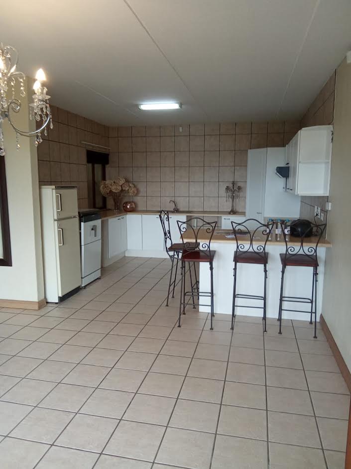 2 Bedroom Property for Sale in Constantia Kloof Gauteng