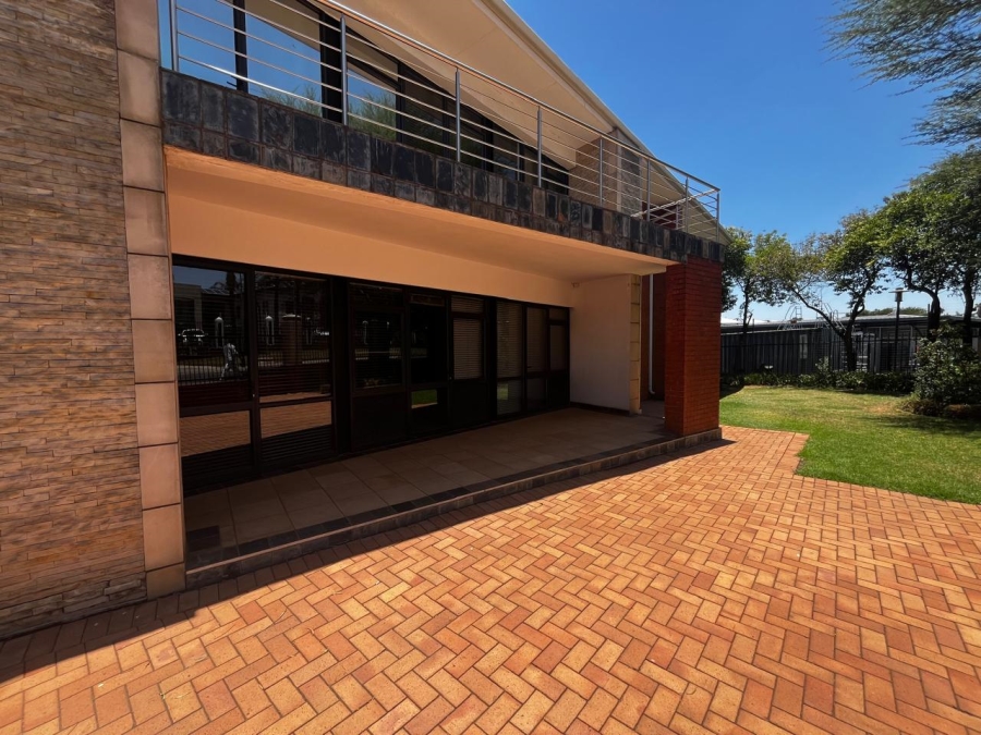 To Let commercial Property for Rent in Bedfordview Gauteng