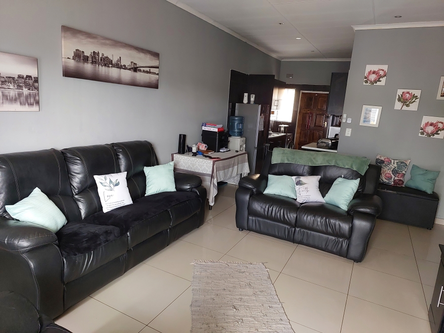 2 Bedroom Property for Sale in Kookrus Gauteng