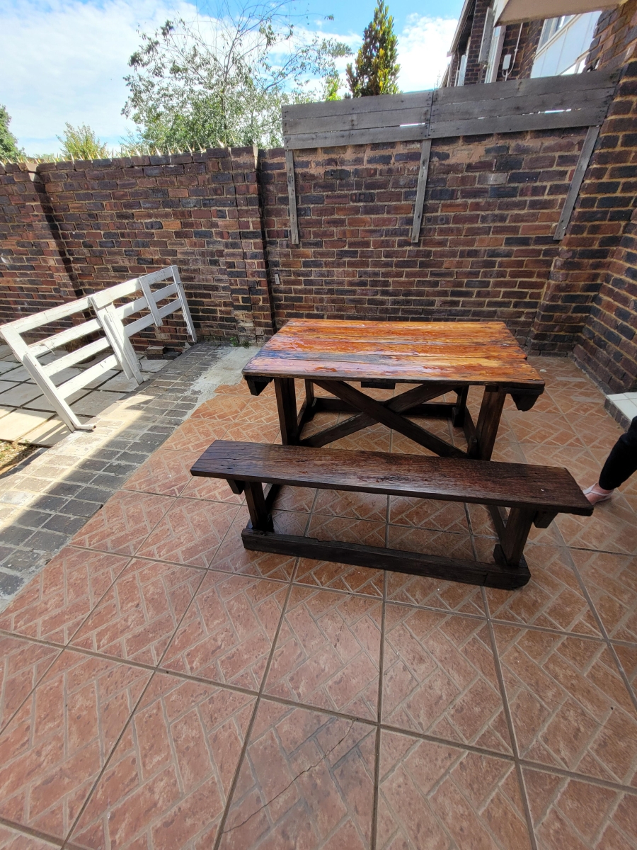 2 Bedroom Property for Sale in Groblerpark Gauteng