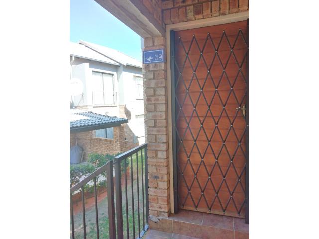 To Let 2 Bedroom Property for Rent in Sugar Bush Estate Gauteng