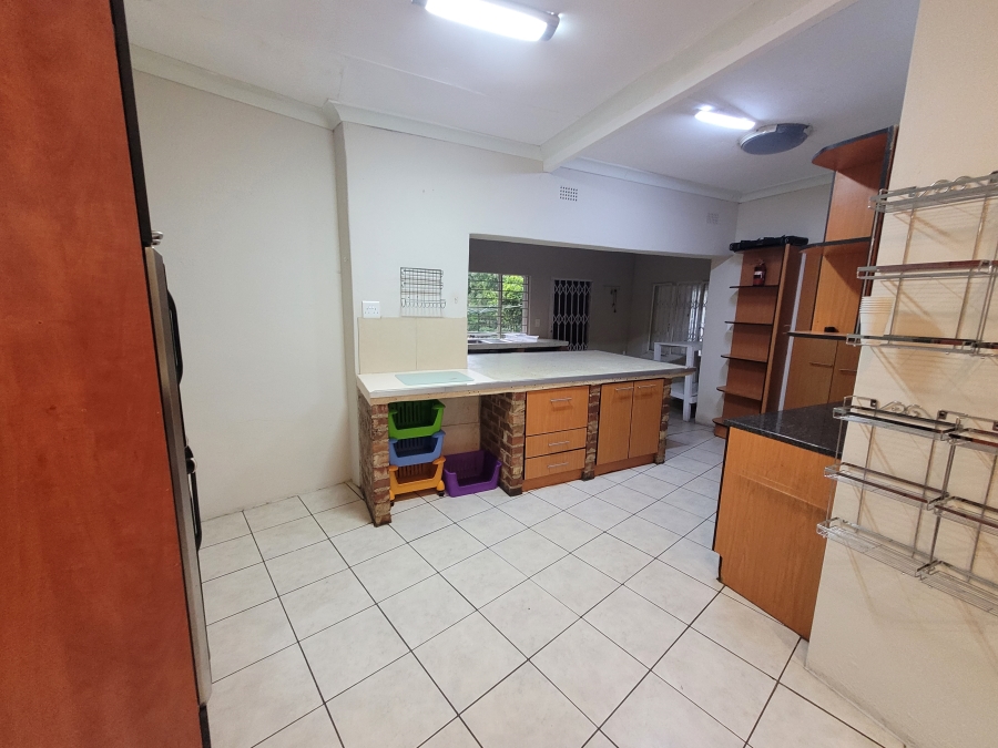 To Let 3 Bedroom Property for Rent in Fontainebleau Gauteng