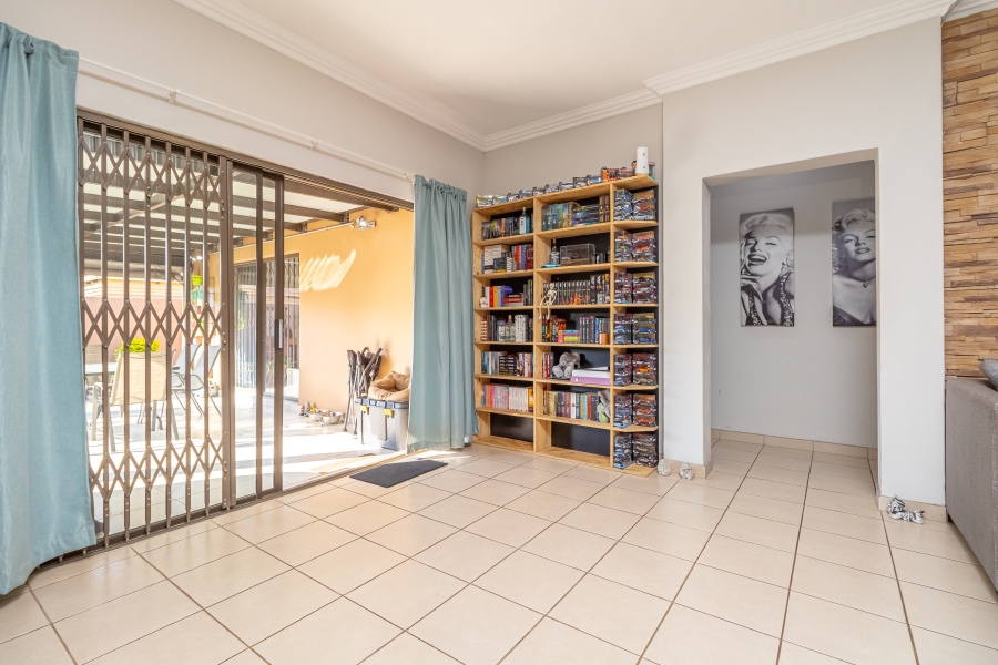 3 Bedroom Property for Sale in Monument Gauteng