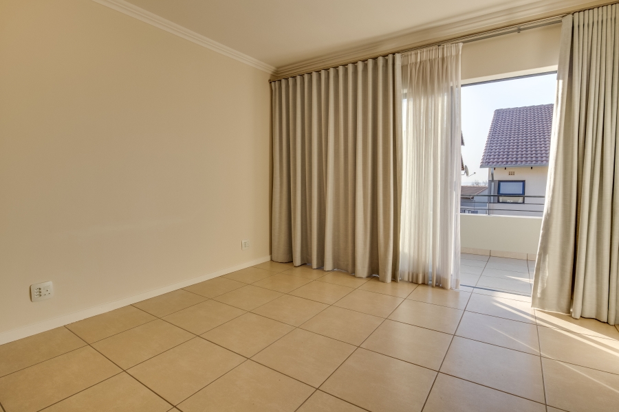 To Let 3 Bedroom Property for Rent in Amorosa Gauteng