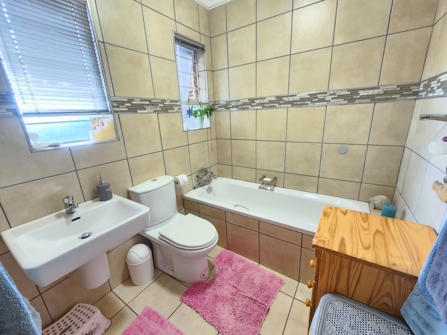 3 Bedroom Property for Sale in Lynnwood Gauteng