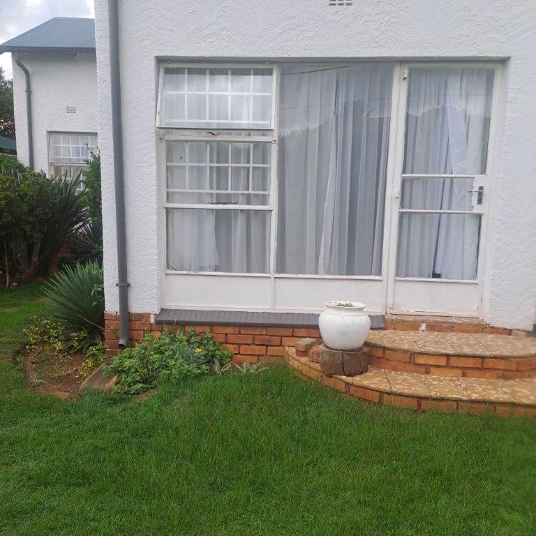 To Let 1 Bedroom Property for Rent in Sydenham Gauteng