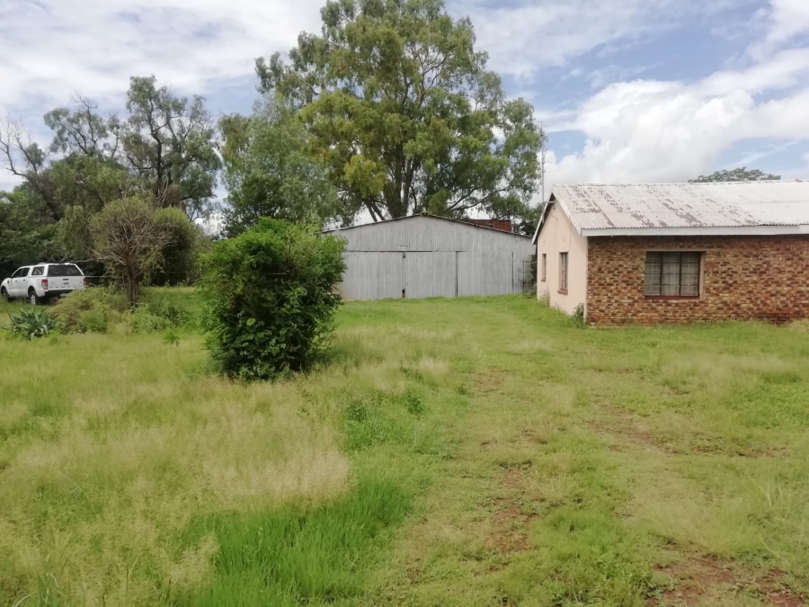 3 Bedroom Property for Sale in Mullerstuine Gauteng