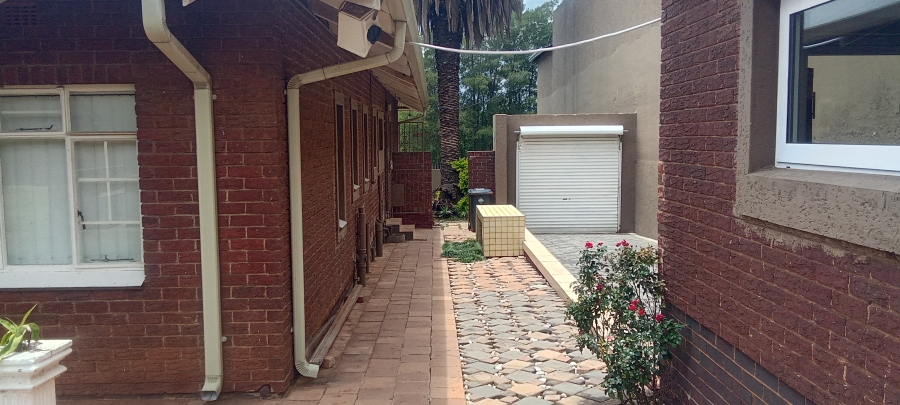 To Let 5 Bedroom Property for Rent in Power Park Gauteng