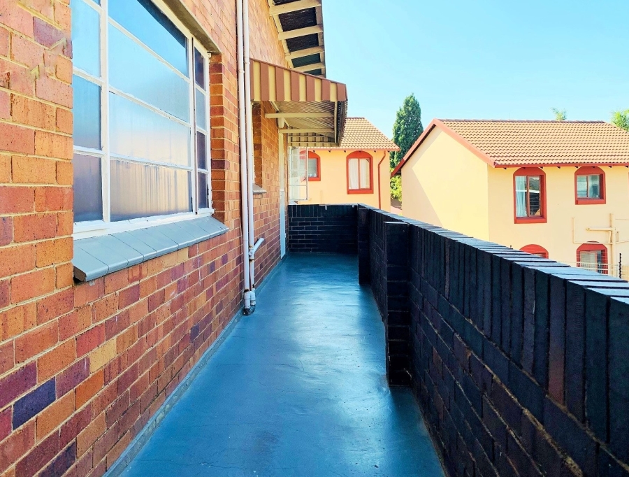 To Let 0 Bedroom Property for Rent in Linden Gauteng