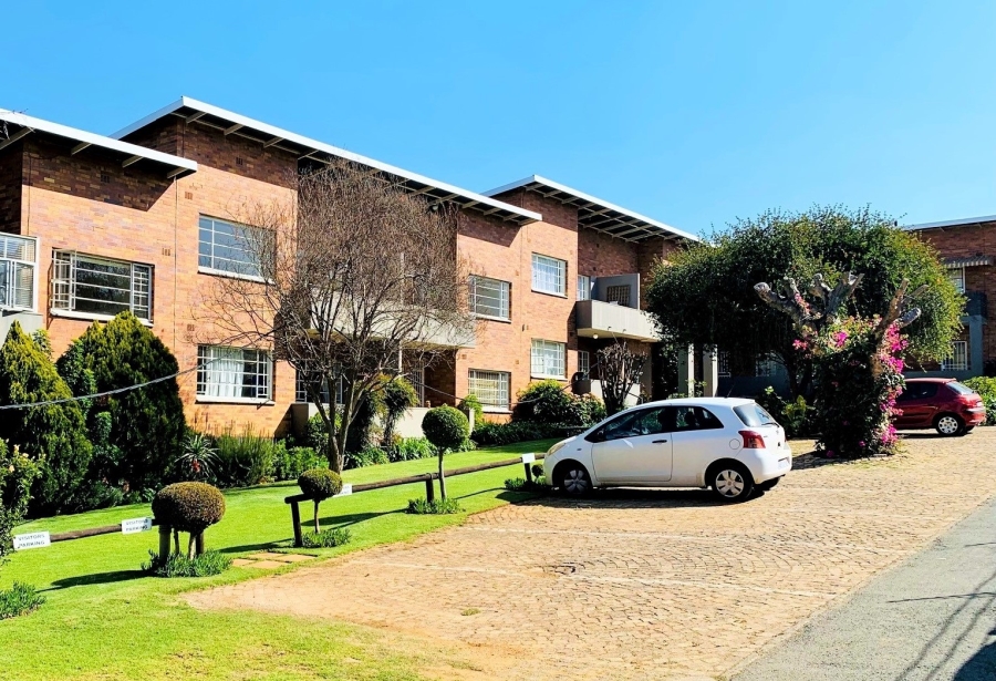 To Let 0 Bedroom Property for Rent in Linden Gauteng